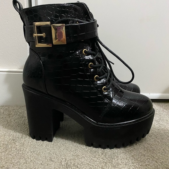 Never worn boots for sale - Picture 2 of 2
